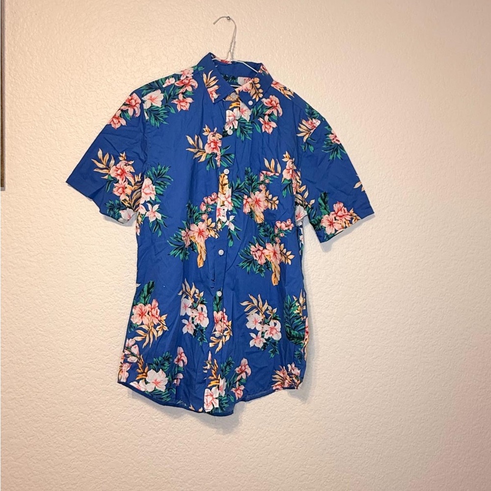 Club Room Blue Floral Casual Shirt